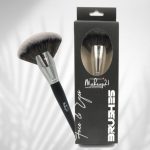 Makeup21 Fan Blusher Brush - B10